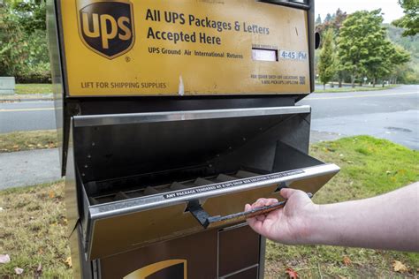 ups germany drop off.